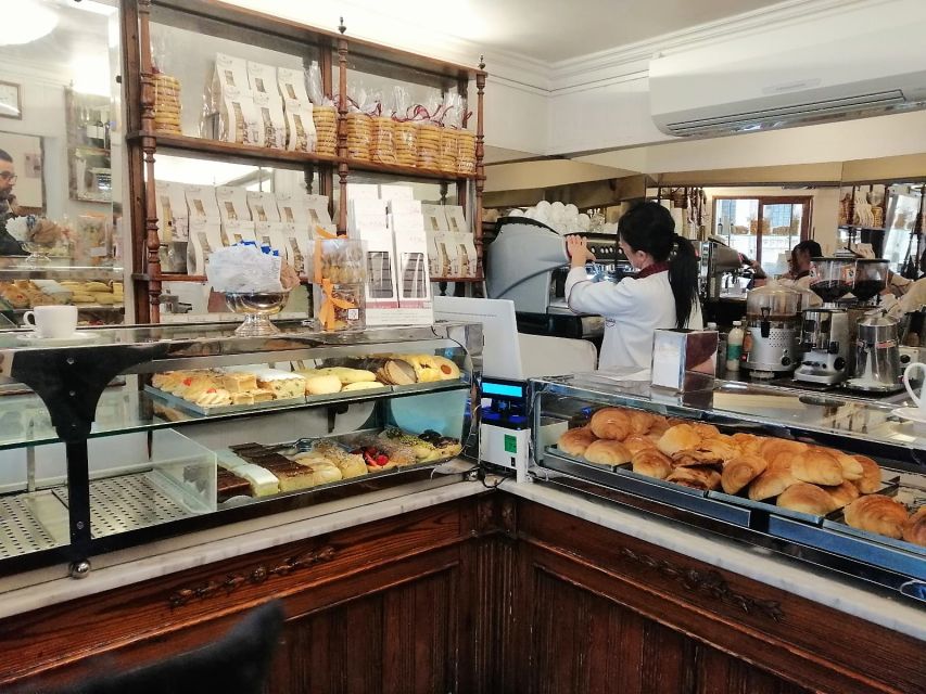 Venice: Traditional Cafés and Pastry Shops Walking Tour - Bakeries, pastry shops, and the sweet menu