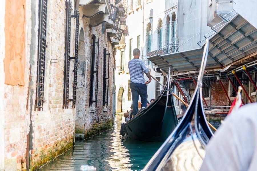 Venice: Traditional Shared Gondola Ride - Shared seating and comfort