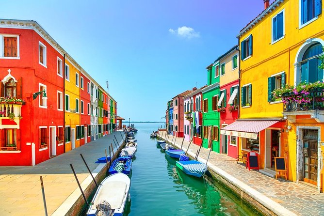 Venice Trilogy: Murano, Burano & Torcello by Lagoon Boat - Murano and the drama of the glass furnace