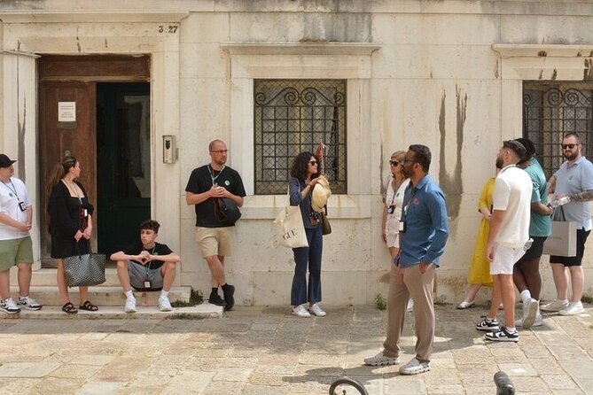 Venice Walking Tour with Gondola Ride Experience - Should You Book the Venice Walking Tour and Gondola Ride?
