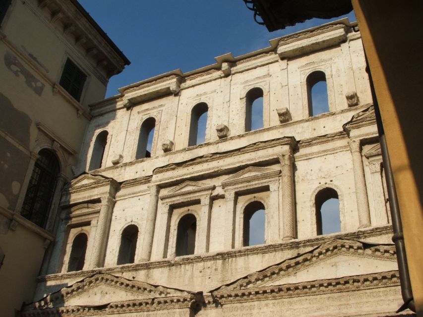 Verona: 3-Hour Guided Walking Tour - Manuela Roversi and the value of a private guide