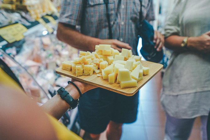 Verona All in one: Food Walking Tour, Lunch & Wine - Why the guides matter so much