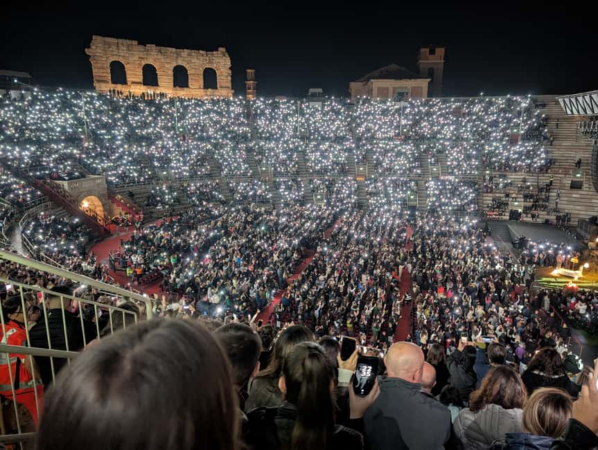 Verona: Arena di Verona Opera Ticket - What you can and cannot bring inside
