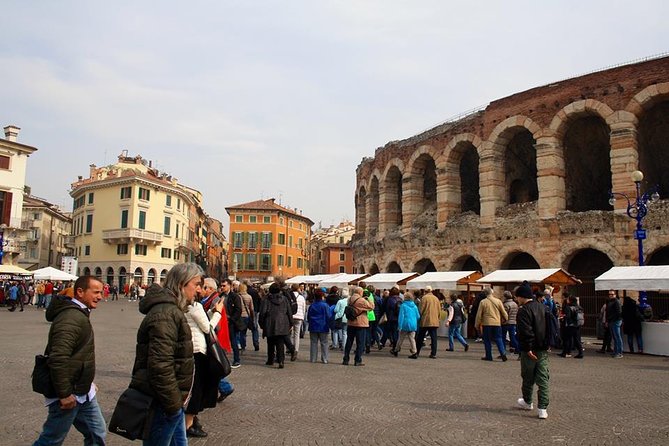Verona City Sightseeing Walking Tour of Must-See Sites with Local Guide - Why Verona works so well on foot