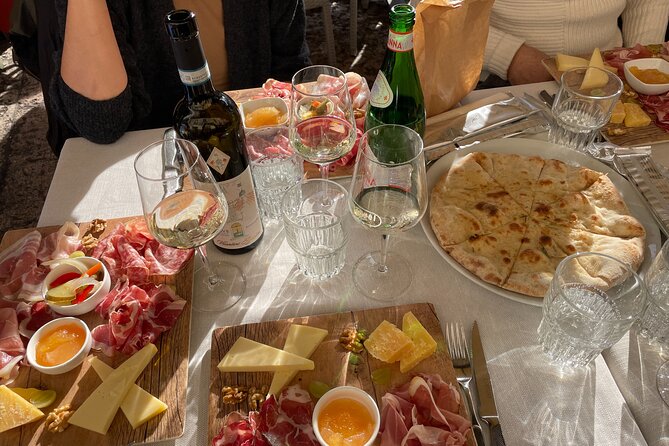 Verona: City Walking Tour with Cable Car Ride & Wine Aperitif - Starting in Piazza Bra beneath the Arena