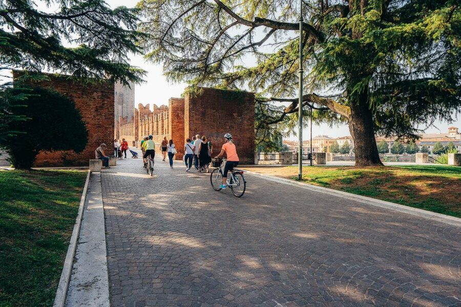 Verona: Classic and Hidden Gems Bike Tour - How hard is the cycling?