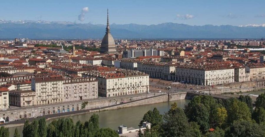 Verona: Custom Private Tour with a Local Guide - Verona’s major sights on foot