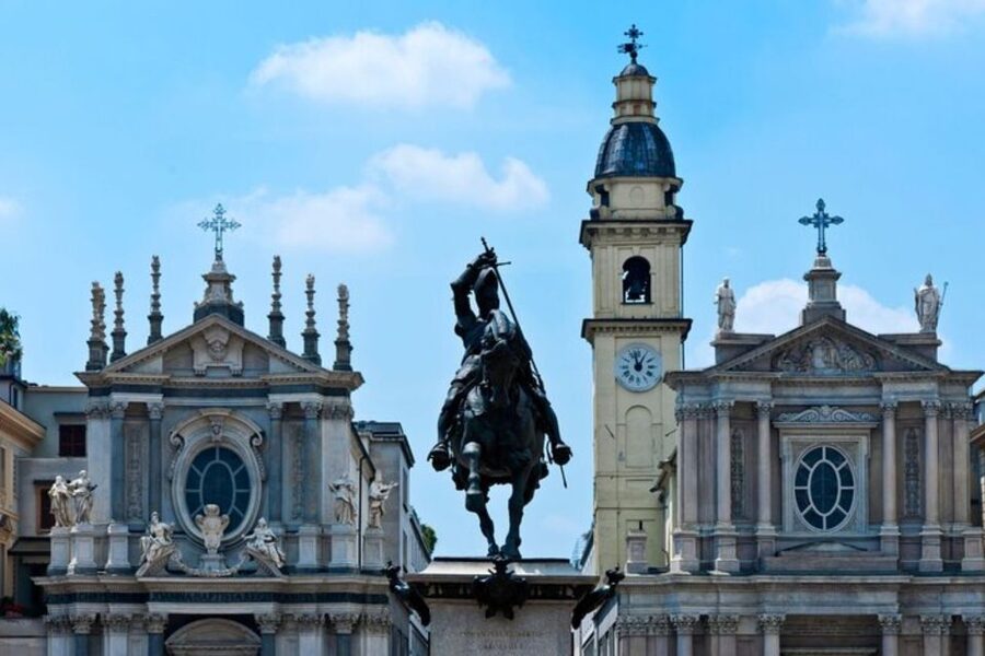 Verona: Custom Private Tour with a Local Guide - History told in a human way