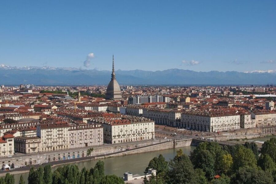 Verona: Custom Private Tour with a Local Guide - Starting in central Verona