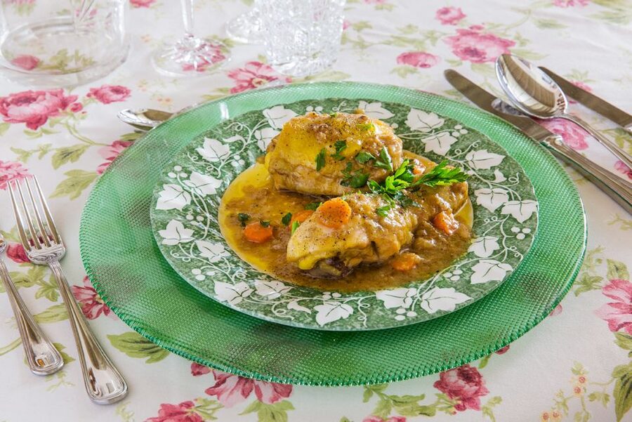 Verona: Dining Experience at a Local's Home - Four courses at the family table