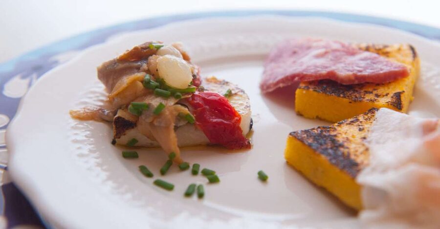 Verona: Dining Experience at a Local's Home - The opening spread: antipasti, wine, and a chance to settle in