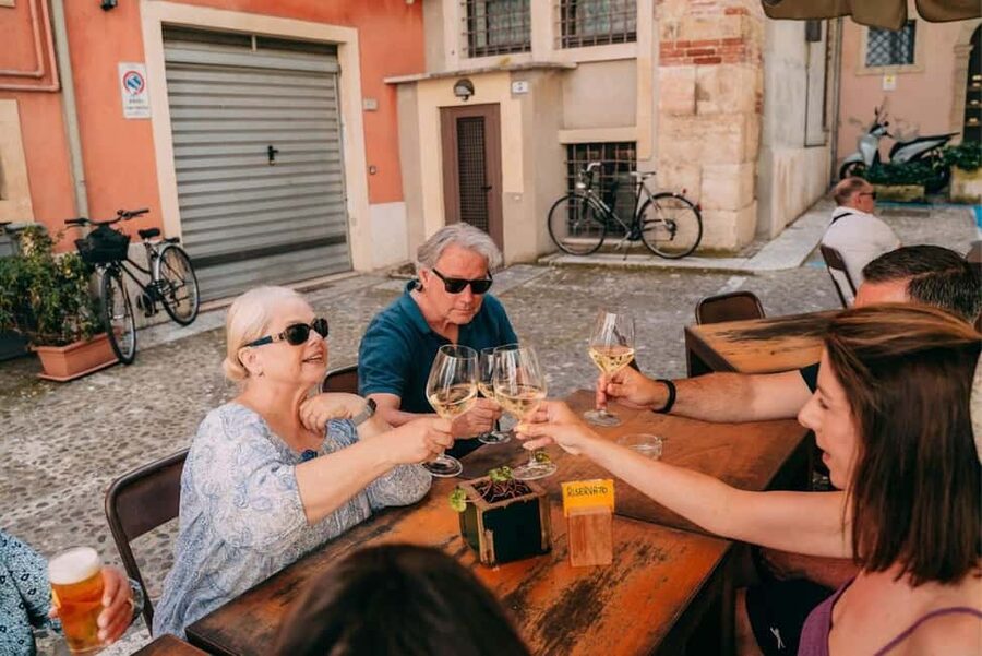 Verona: Food and Wine Tasting Walking Tour - Five things to know before you book