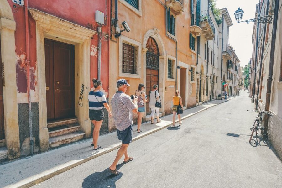 Verona: Food and Wine Tasting Walking Tour - Timing, walking, and practical limits