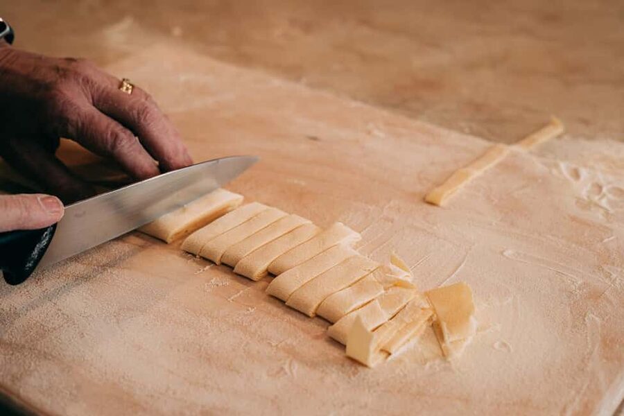 Verona: Hands-on Fresh Pasta and Tiramisù Cooking Class - The chefs make the difference