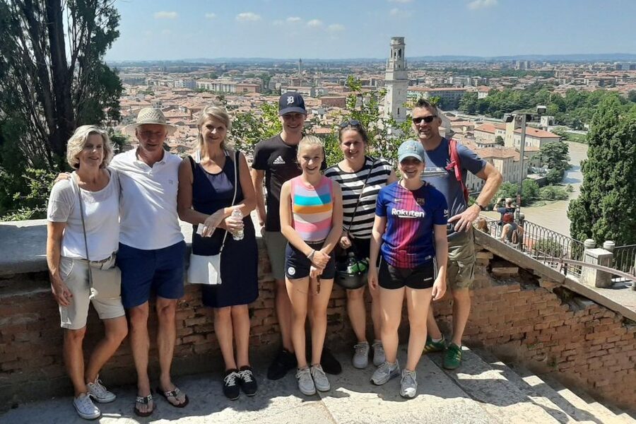 Verona: Highlights and Panorama Bike Tour - Practical details for meeting and planning