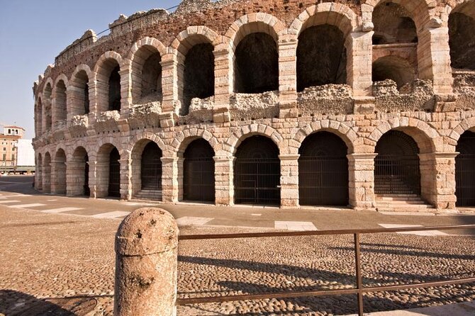 Verona Highlights Walking Tour in Small-group - Key points at a glance