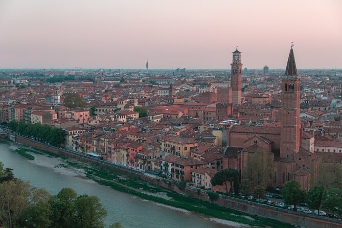 Verona Highlights with Local: Walking Tour Juliet's House Tickets - Timing, weather, and physical expectations