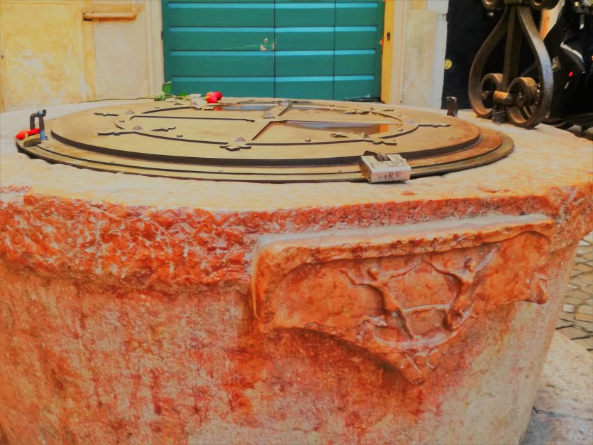 Verona: History and Hidden Gems Guided Walking Tour - Santa Anastasia and the dramatic Scaliger tombs