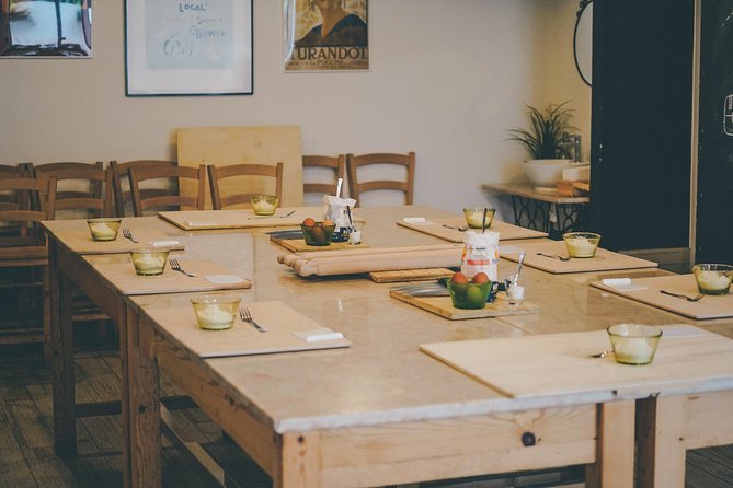 Verona: Italian Cooking Class with Pasta, Risotto and Tiramisù - Making pasta from eggs and dough