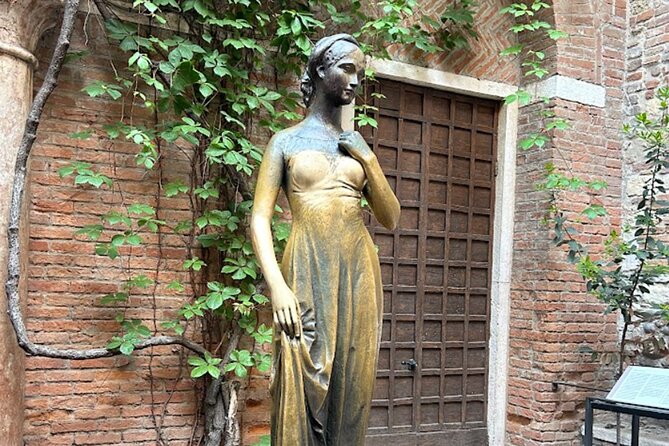 Verona: Juliet’s House Fast-Track Entry Ticket & Audio Guide - What you are really paying to see at Casa di Giulietta