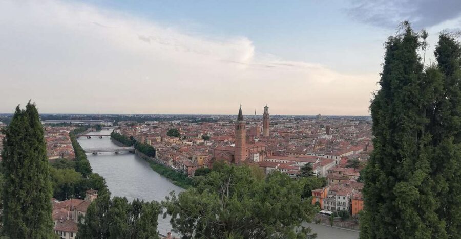 Verona: Night Walking Tour - Key points to know before booking