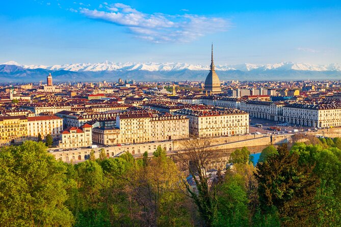 Verona : Private Custom Walking Tour With A Guide (Private Tour) - Meeting points and the shape of the day