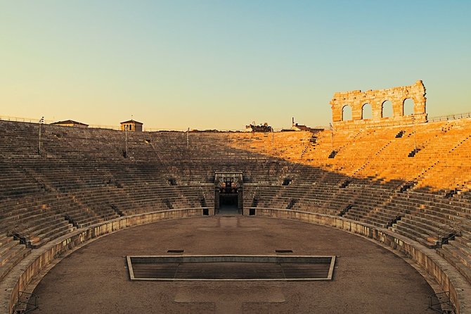 Verona Private Guided Walking Tour, Romeo & Juliet and More - Side streets, the Adige, and Ponte Pietra