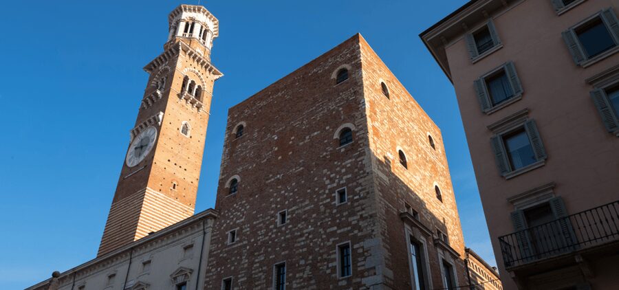 Verona Self Guided Walking Tour with an APP - The price is excellent if you want orientation, not full guiding