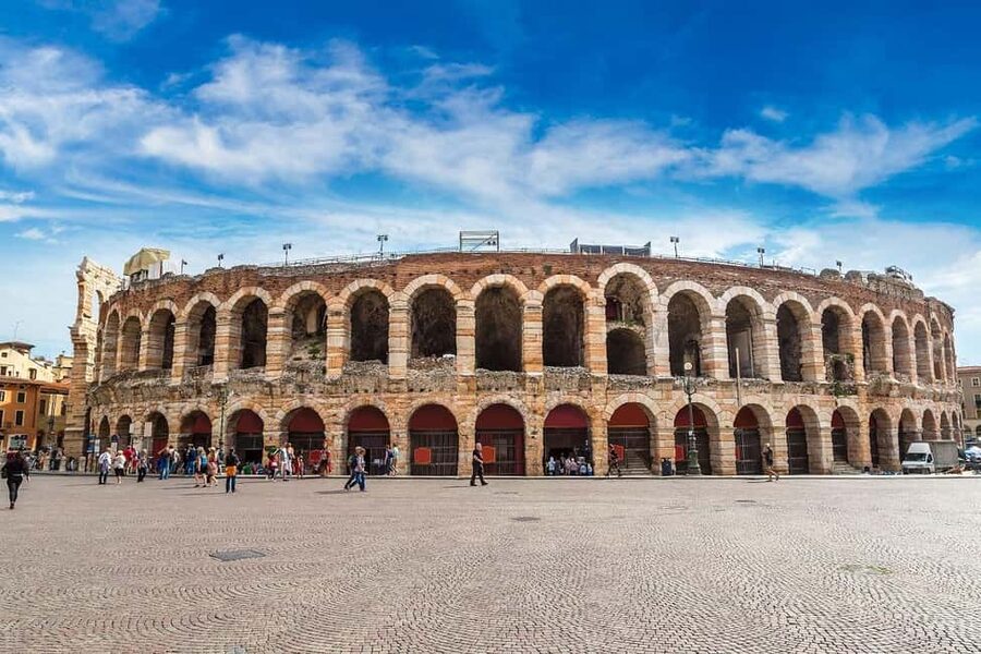 Verona: Small Group Guided Walking Tour with Arena Tickets - Juliet’s House, Romeo’s connection, and the limits of the legend
