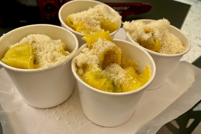 Verona walking tour:food, wine, legends, lunch/dinner & cable car - Juliet’s balcony and Verona’s legends