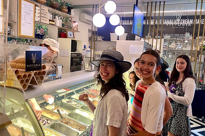 Verona walking tour:food, wine, legends, lunch/dinner & cable car - Gelato and the final sweet stop