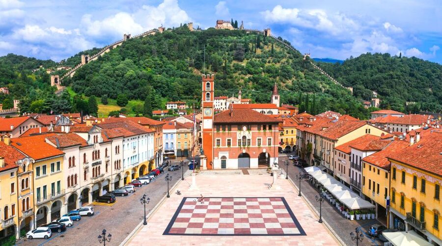 Vicenza and the Olympic Theatre - Piazza dei Signori and the city’s social center