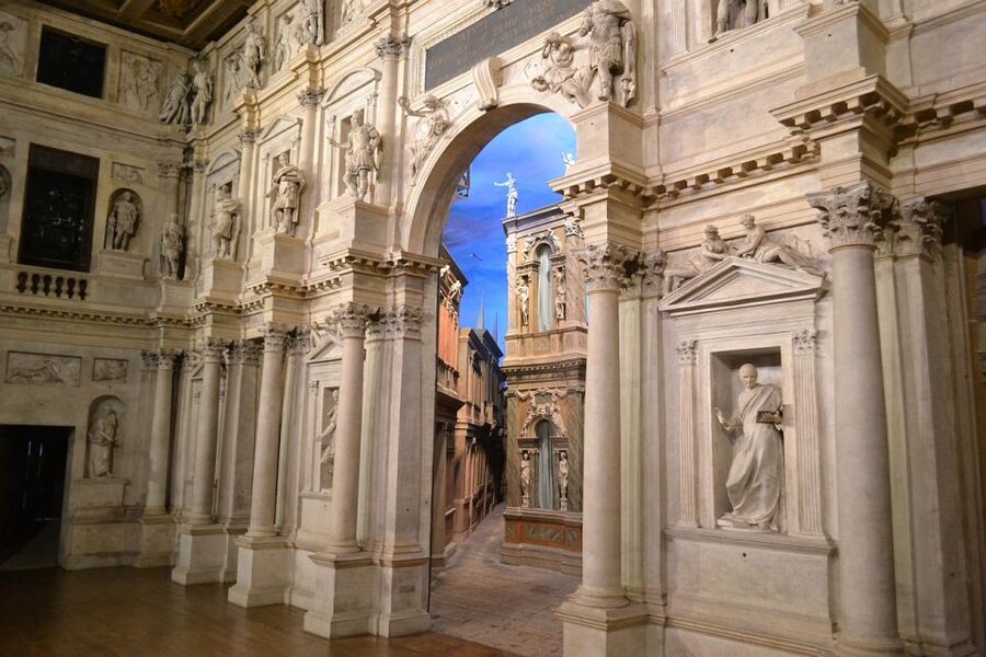 Vicenza and the Olympic Theatre - Starting with the Olympic Theatre