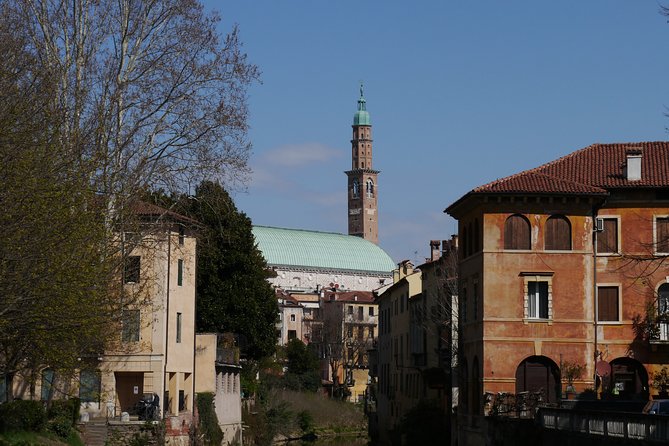Vicenza City Sightseeing Walking Tour of Must-See Sites With a Local Guide - Why Vicenza is worth a guided walk