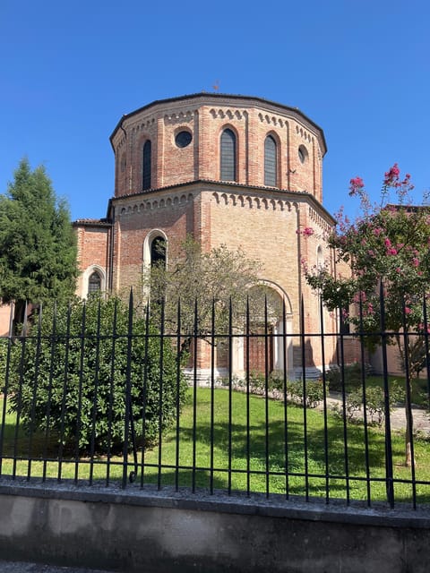 Vicenza: discovering the city of Palladio by e-bike - Starting with Palladio in the city center