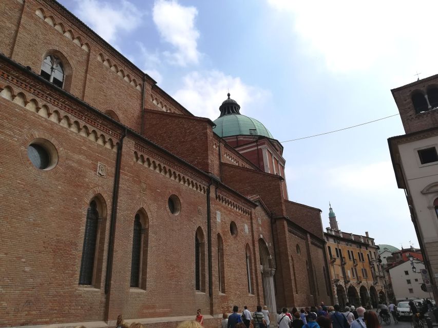Vicenza: Palladian Architecture Private Walking Tour - Piazza dei Signori and the center of public power