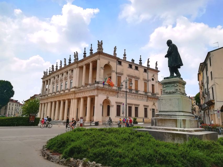 Vicenza: Palladian Architecture Private Walking Tour - Captain’s Palace and the final square views