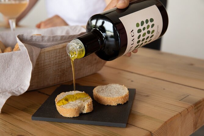 Visit and wine tasting at Tenuta La Cà - Four wines and simple food from the region