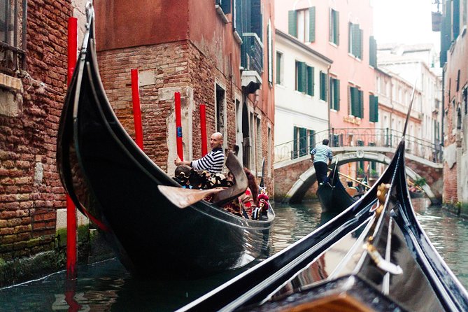 Welcome to Venice Group Tour St. Mark's Basilica & Gondola Ride - A smart first morning in Venice